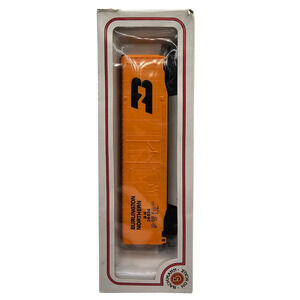 Vintage Bachmann Burlington Northern (BN) box car in HO scale